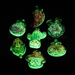 Leuchtende Cabochons aus transparentem Harz CRES-V001-04