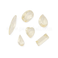 120 Stück 6 Stile Harz-Strass-Cabochons MRMJ-XCP0001-67