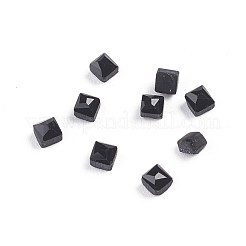 Undurchsichtige Glascabochons G-F680-K04