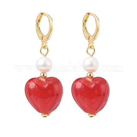 Aretes colgantes con corazón de vidrio rojo y perla natural EJEW-TA00129-1