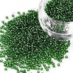 12/0 grado a cuentas redondas de semillas de vidrio, plata forrada, verde, 12/0, 2x1.5mm, agujero: 0.3 mm, aproximamente 30000 unidades / bolsa