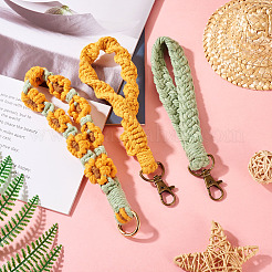 3 Stück handgemachte geflochtene Handgelenk-Lanyard-Anhängerdekorationen aus Baumwolle im 3-Stil&nbsp;AJEW-TA0001-47B