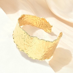Brazaletes de latón manguito para las mujeres&nbsp;BJEW-A038-01C-G