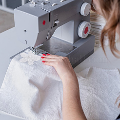 10 Stück 3D-Blumen-Stickerei aus Polyester zum Aufnähen&nbsp;PATC-MA0001-22