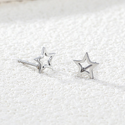 Pendientes de estrella hueca de acero inoxidable 201&nbsp;EH5151