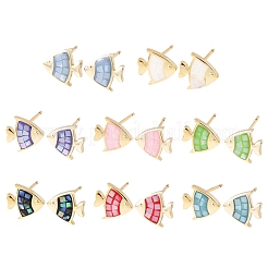 Boucles d'oreilles à tige en forme de poisson en laiton émaillé&nbsp;EJEW-I322-19G