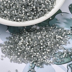 Perles miyuki delica, cylindre, Perles de rocaille japonais, 11/0, (DB1817) satin de soie gris fumée teint, 1.3x1.6mm, Trou: 0.8mm, environ 2000 pcs/10 g