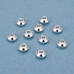 201 Edelstahl-Abstandhalter-Perlen, Scheibe, Silber, 5x2.5 mm, Bohrung: 1.5 mm