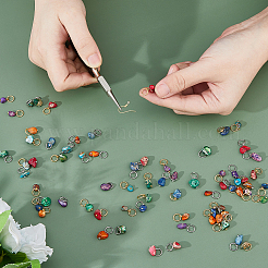 72 Stück 12 Stile gefärbte natürliche Imperial Jaspis Chip Anhänger&nbsp;PALLOY-FH00087
