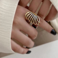 Anillo de dedo minimalista de latón con plumas huecas para mujer&nbsp;UI5232-1
