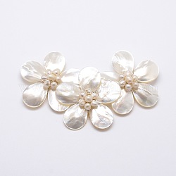Coquille blanche naturelle nacre coquille fleur gros pendentifs, avec des accessoires en laiton plaqué platine et une coquille nacrée, floral blanc, 45x110x16mm, Trou: 3x5mm
