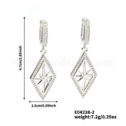 Elegantes pendientes de aro de latón con circonitas cúbicas transparentes y estrella geométrica con rombos&nbsp;GT0537-2