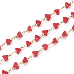 Chaînes de perles en verre manuels, avec les accessoires en laiton de tonalité d'or, soudé, Plaqué longue durée, triangle, facette, rouge, 3.5~4x4~4.5x3mm, environ 32.8 pied (10 m)/rouleau