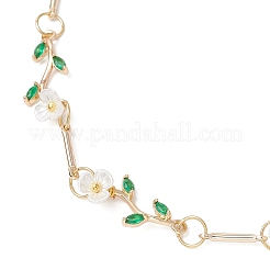 Colliers en laiton micro pavé de zircones cubiques vertes et de perles d'imitation à maillons en forme de branche de fleur pour femmes&nbsp;NJEW-JN05309