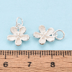 925 Blumenanhänger aus Sterlingsilber.&nbsp;STER-T009-06S