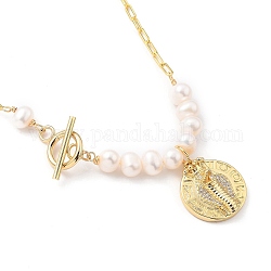 Messing-Mikro pflastern Zirkonia Anhänger Halsketten, mit natürlichen Perlen, Büroklammerketten und Knebelverschlüsse, flach rund mit Schlangenkrone, golden, 17.71 Zoll (45 cm)