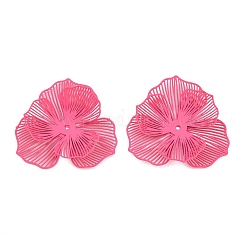 Sprühlackierte Perlenkappen aus Eisen, Blume, rosa, 37x39x7 mm, Bohrung: 1.4 mm