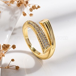 Anelli da dito aperti con polsino in ottone placcato a cremagliera e micro pavé di zirconi cubici trasparenti per le donne&nbsp;RJEW-M028-95G