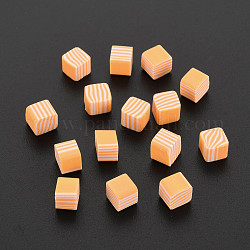 Abalorios de arcilla polimérica hechos a mano, ningún agujero, cubo, peachpuff, 5~5.5x5~5.5x4~5mm, aproximamente 5500 unidades / 1000 g