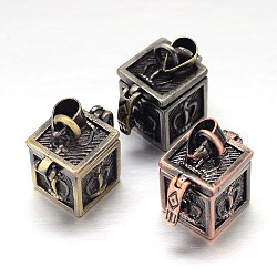 Rack cube sculpté boîte laitonnage de prière pendentifs, boîte souhaiter, couleur mixte, 18x12x17mm, Trou: 5x3mm