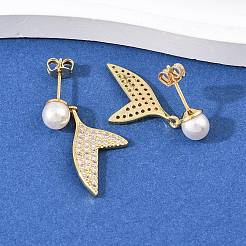 Pendientes colgantes de latón con micro pavé de circonitas cúbicas transparentes y forma de cola de pez&nbsp;EJEW-C172-06G