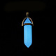 弾丸の尖った合成夜光石のペンダント  暗闇で光るペンダント  白金トーン合金パーツ  コーンフラワーブルー  41x8mm LUMI-PW0001-055-A-1
