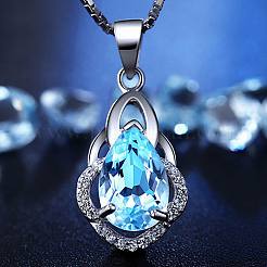 Squisito pendente a goccia in ottone cubic zirconia&nbsp;ZIRC-EE0001-001P
