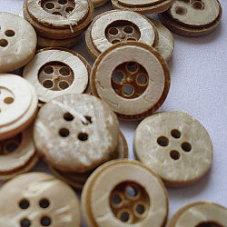 Резными круглыми 4-луночное основные пришивания пуговиц, Кокосовые Пуговицы, деревесиные, диаметром около 13 мм , около 100 шт / упаковка