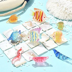 45 pz 9 stili di cabochon in resina trasparente a forma di pesce&nbsp;CRES-CJZ0009-01