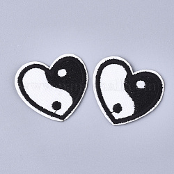 Parches de tela de bordado computarizado feng shui, accesorios de vestuario, apliques, corazón con yin yang, en blanco y negro, 30x34x1mm