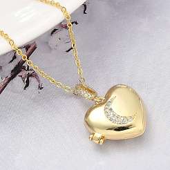 Colliers avec pendentif en forme de cœur en laiton micro pavé en zircone cubique transparente pour femmes&nbsp;NJEW-S449-04A-G
