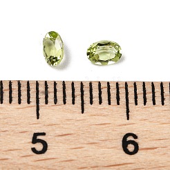 Facettierte natürliche Peridot-Cabochons&nbsp;G-I295-05C-16B-06