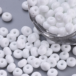 Perles de rocaille en verre, ronde, blanc, 4~4.5x3mm, Trou: 1~1.2mm, environ 4500 pcs / sachet , environ 450 g /sachet 