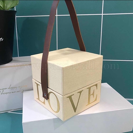 Quadratische Geschenkbox aus Papppapier mit Liebesdruck CON-G019-01B-1