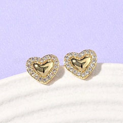 Aretes de circonita cúbica transparente con micropavé de latón en forma de corazón, Plateado de larga duración, sin plomo y cadmio, real 18k chapado en oro, 8x9.5mm