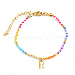Pulseras con dijes de letras de latón&nbsp;FM8278-18