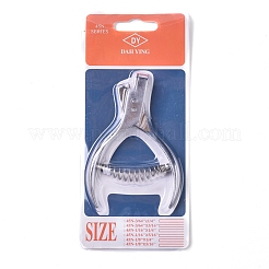 Perforatore per slot per carta d'identità tenuto in mano&nbsp;TOOL-WH0080-77