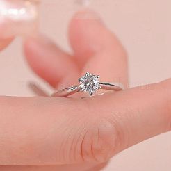 Anelli da dito in argento sterling con micro pavé da 925 mm e moissanite placcati in rodio da donna&nbsp;WG6524C-09