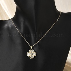 Colliers pendentifs en forme de trèfle en laiton et oxyde de zirconium en verre œil de chat pour femmes&nbsp;NJEW-S448-07G