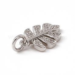Blatt-Anhänger mit Mikropavé aus Messing mit klaren Zirkonia-Blättern&nbsp;ZIRC-F132-62P
