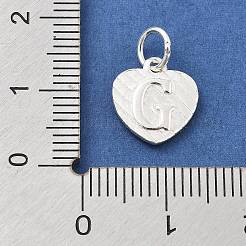 925 ciondolo a forma di cuore in argento sterling con lettere maiuscole&nbsp;STER-S009-13G-S