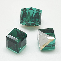 Flach zurück Glas Strass Cabochons, zurück vernickelt, facettiert, Würfel, med.emerald, 8x8x8 mm