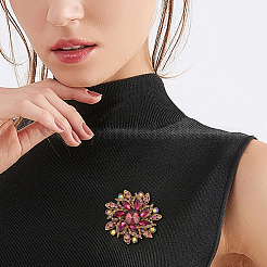 3 Stück Brosche mit Strass-Blume in 3 Farben.&nbsp;JEWB-FI0001-01