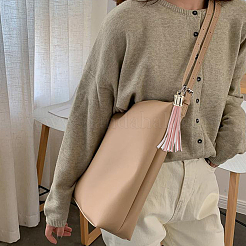 16 colgante de borla de piel sintética de 8 colores&nbsp;FIND-CL0001-72