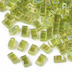 2穴透明ガラスシードビーズ  アブカラー  長方形  黄緑  4.5~5.5x2~2.5x2~2.5mm  穴：0.7mm