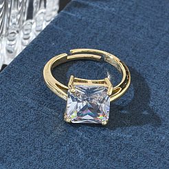Anillos de latón y circonita cúbica transparente&nbsp;CU-CBA7E55-13G
