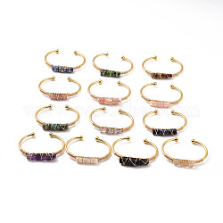 Bracciale rigido aperto con perline a tripla colonna con pietre preziose naturali, gioielli in ottone avvolto in filo metallico per le donne, oro, diametro interno: 2-1/8 pollice (5.45~5.55 cm)