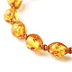Braccialetto di perline intrecciate ambrate imitazione resina rotonda per ragazze donne BJEW-JB06892-02-3