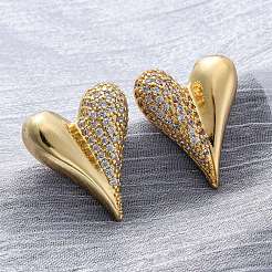 Orecchini a bottone con micro pavè di ottone a forma di cuore e zirconi trasparenti&nbsp;EJEW-R025-10G