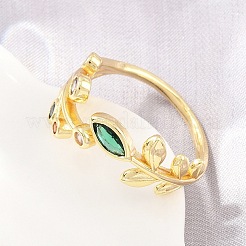 Anillos abiertos tipo brazalete de latón con circonitas cúbicas engastadas&nbsp;CU-CBACDF6-09G-01